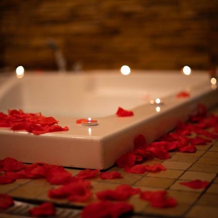 Hotel Ginepro 쿠알리아노 외부 사진