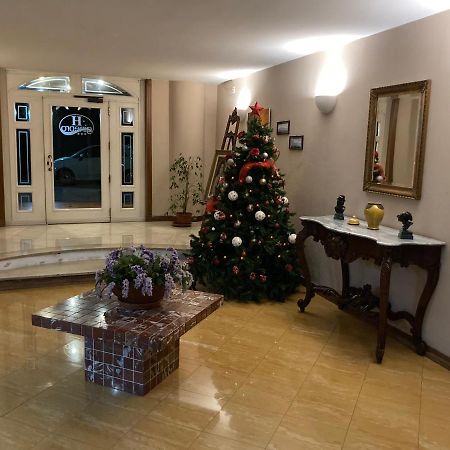 Hotel Ginepro 쿠알리아노 외부 사진